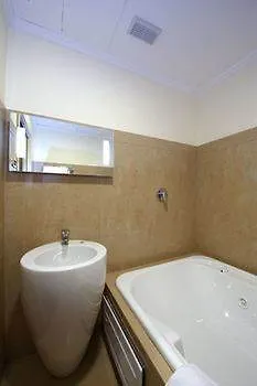 ****  Grand Hotel Piazza Borsa Palermo Italia